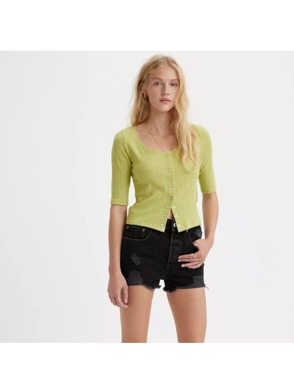 Levi’s black cut off jean shorts.